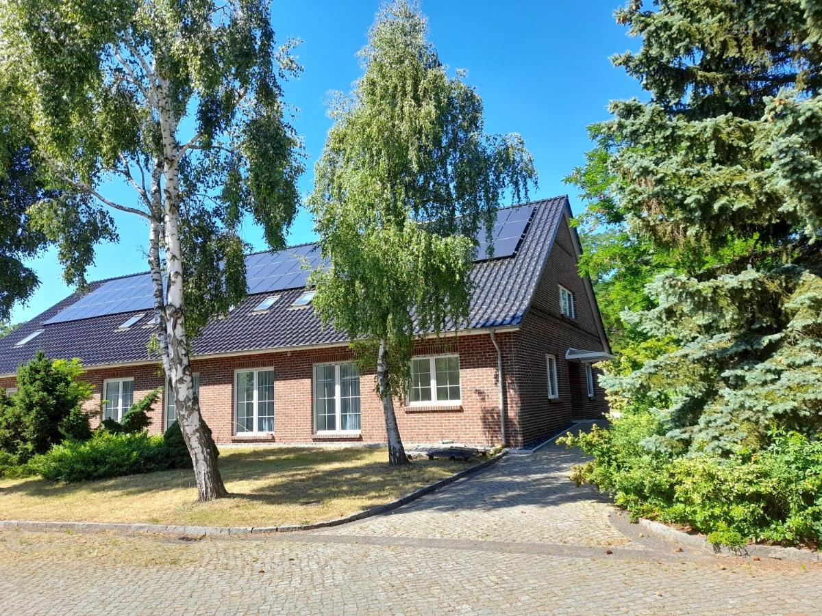 Gaestehaus Weinberge Ельстерверда Екстер'єр фото